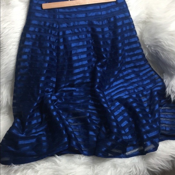 Nanette Lapore designer skirt (darker in person) - Picture 5 of 6